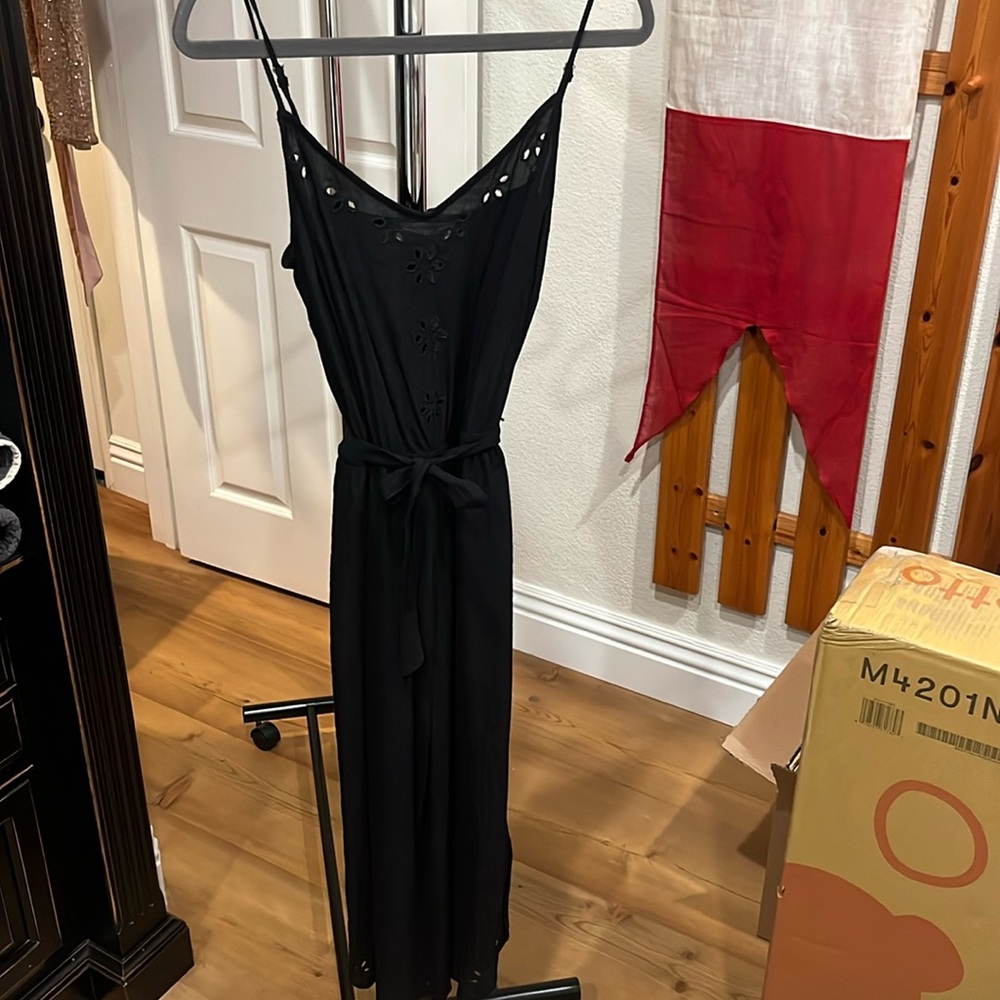 Maxi dress with tie waist